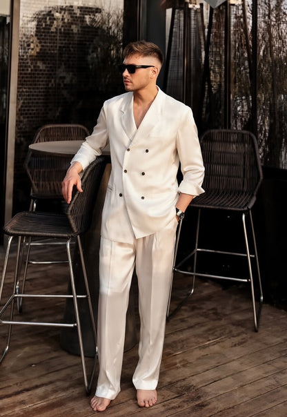 WellSeekr Luxury Ultra Light Wrinkle-Free Suit