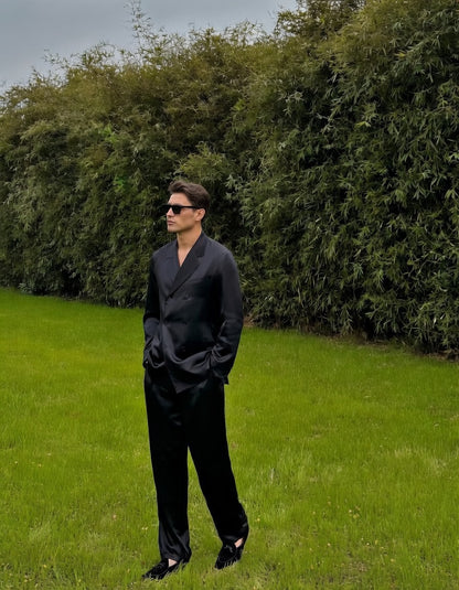 WellSeekr Luxury Ultra Light Wrinkle-Free Suit
